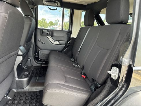 Used 2014 Jeep Wrangler Unlimited Sport AWD/4WD image 26