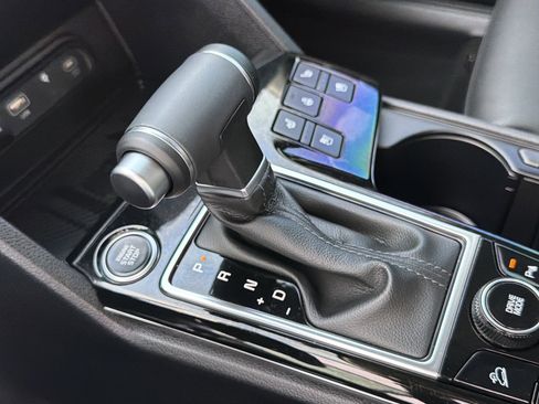 Used 2024 Kia Sportage SX image 33