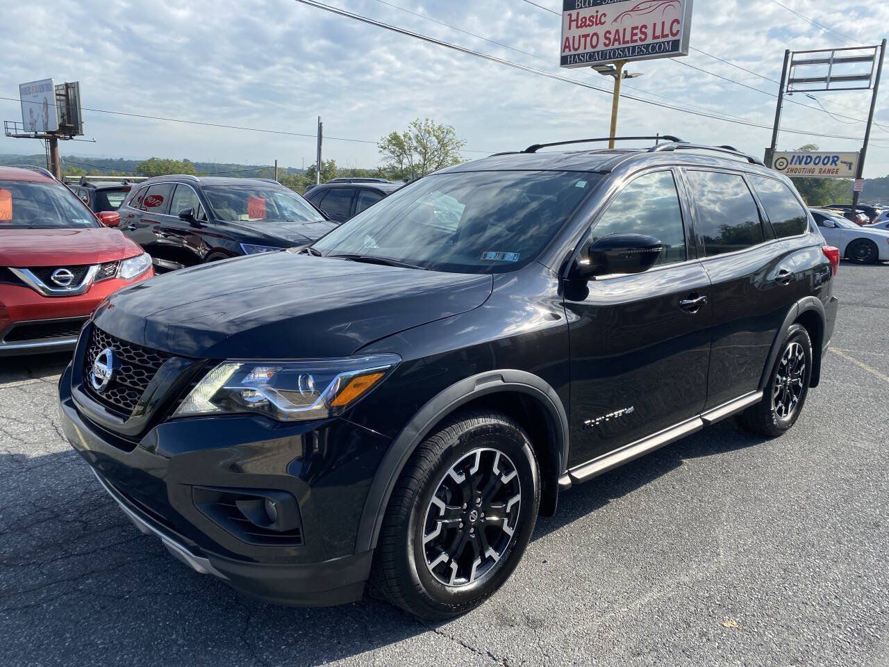Used 2019 Nissan Pathfinder SV w/ Rock Creek Edition AWD/4WD image 1