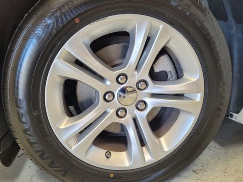 Used 2023 Dodge Charger SXT image 31