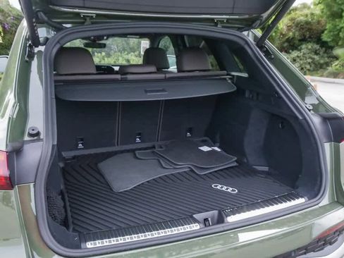 New 2025 Audi Q5 Premium Plus image 24