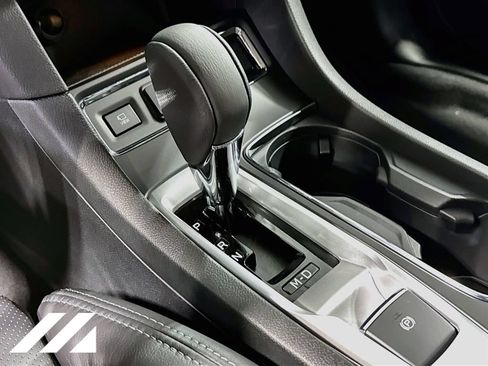 New 2026 Subaru Ascent Limited AWD/4WD image 17