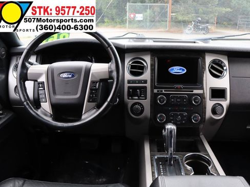 Used 2017 Ford Expedition Limited AWD/4WD image 19