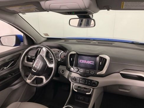 Used 2024 GMC Terrain SLT w/ LPO, Floor Liner Package AWD/4WD image 32