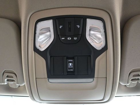 Used 2019 RAM 1500 Tradesman AWD/4WD image 34