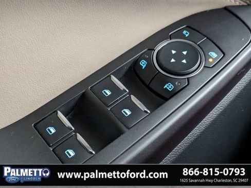 Used 2020 Ford Explorer Limited image 29