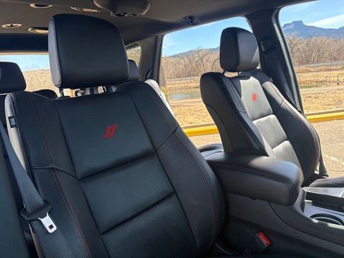Used 2023 Dodge Durango GT image 11
