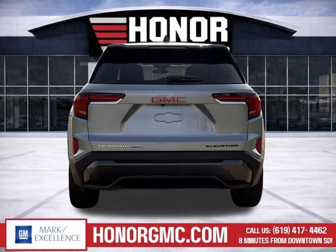 Used 2025 GMC Terrain Elevation image 4