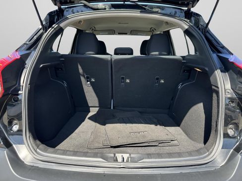 Used 2018 Nissan Kicks S FWD image 36