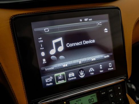 Used 2018 Maserati GranTurismo Sport image 72