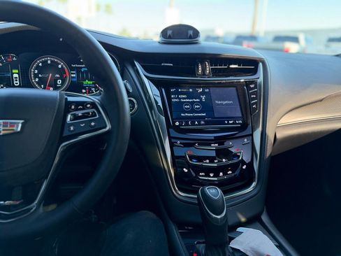 Used 2018 Cadillac CTS V w/ Carbon Fiber Package image 7