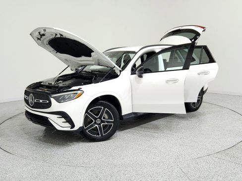 Certified 2024 Mercedes-Benz GLC 300 4MATIC w/ AMG Line image 6