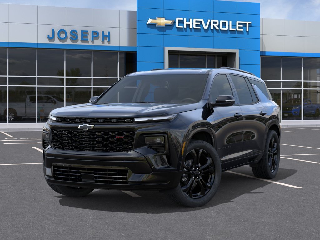 New 2027 Chevrolet Traverse RS w/ LPO, Floor Liner Package FWD image 8