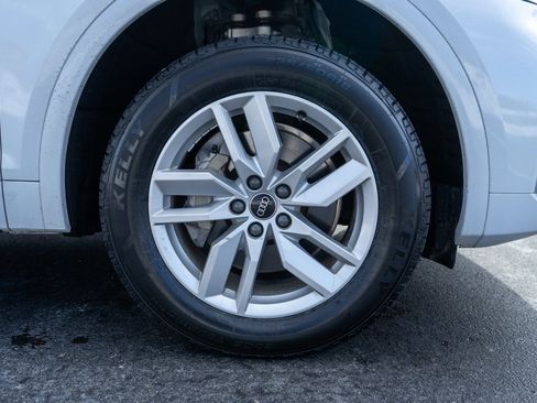 Used 2023 Audi Q5 2.0T Premium w/ Convenience Package image 11