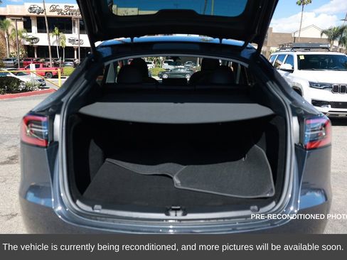 Used 2023 Tesla Model Y Long Range image 35
