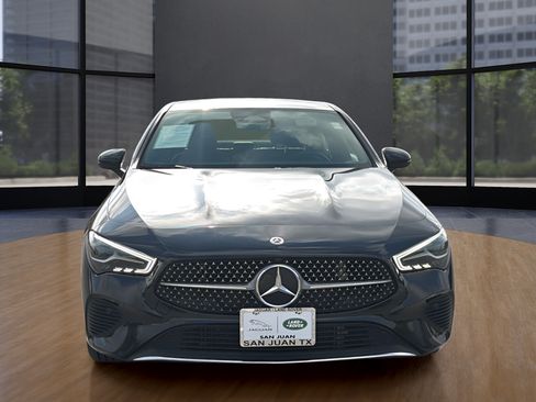 Used 2025 Mercedes-Benz CLA 250 image 11