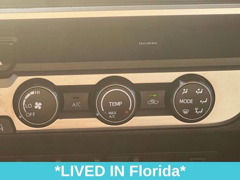 Used 2022 Toyota Tacoma SR image 27