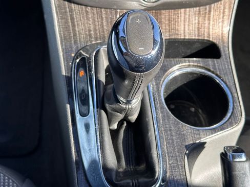 Used 2015 Chevrolet Malibu LT image 31