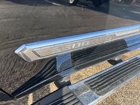 Used 2025 Chevrolet Silverado 3500 High Country w/ High Country Premium Package image 20