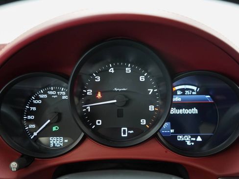 Used 2020 Porsche 718 Boxster Spyder RWD image 78