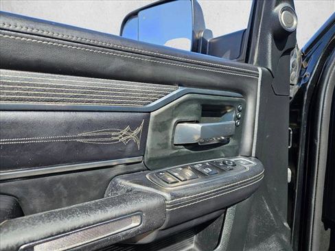 Used 2021 RAM 2500 Limited image 9