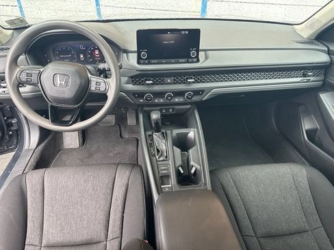 Used 2023 Honda Accord EX image 8