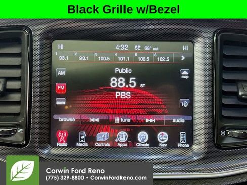 Used 2016 Dodge Challenger R/T Scat Pack w/ Leather Interior Group image 15