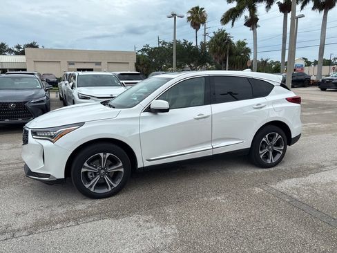 Used 2023 Acura RDX AWD w/ Advance Package image 11