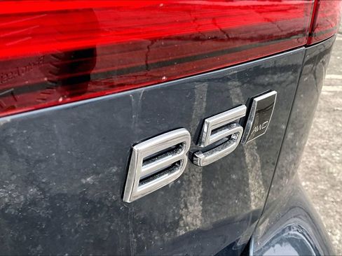 New 2026 Volvo V60 B5 Cross Country Ultra w/ Protection Package Premier AWD/4WD image 9