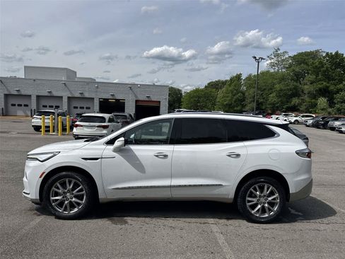 Used 2022 Buick Enclave Premium w/ Experience Buick Package AWD/4WD image 2