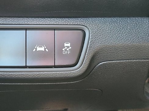 Used 2019 Kia Forte LXS image 22