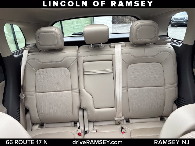 Certified 2022 Lincoln Corsair AWD w/ Premium Package image 15