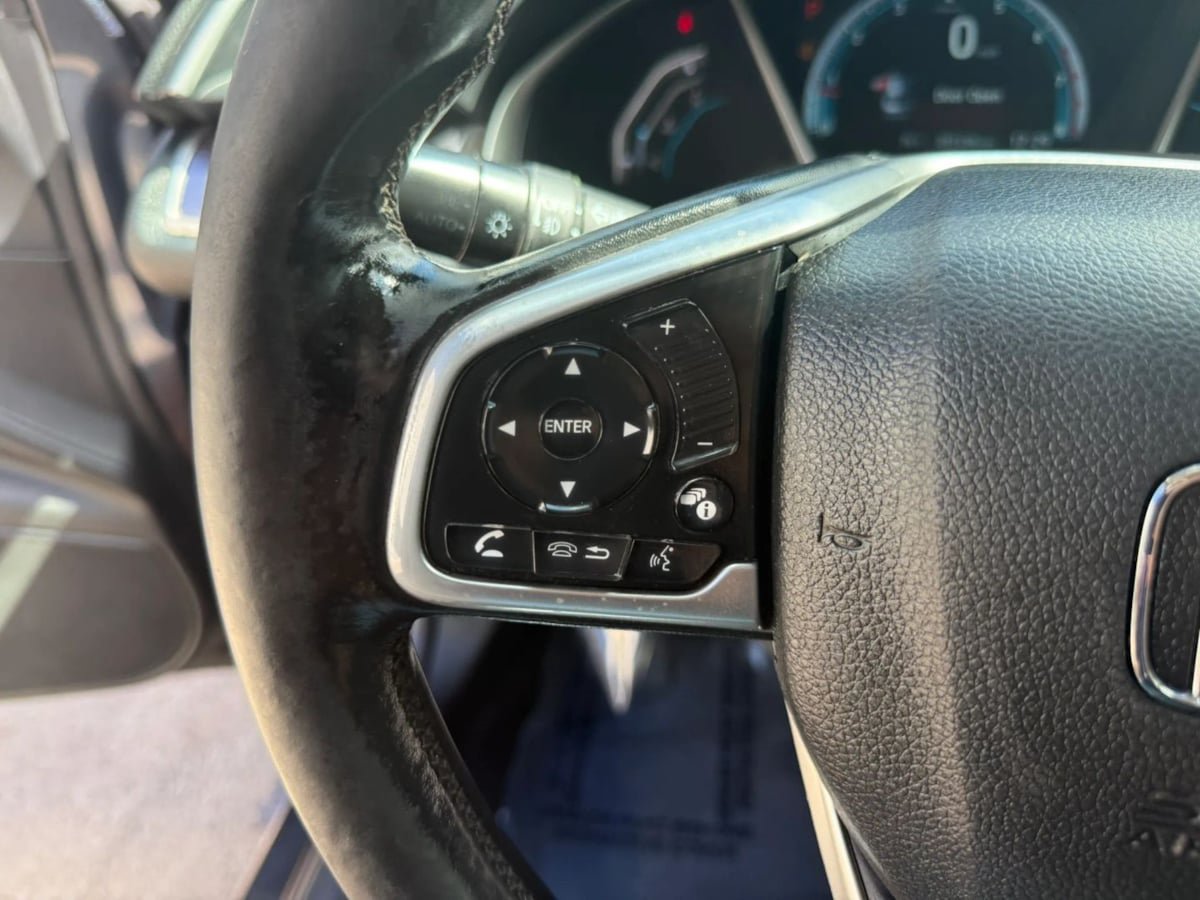 Used 2017 Honda Civic Touring image 30