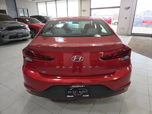 Used 2019 Hyundai Elantra SE FWD image 6