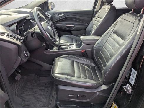 Used 2018 Ford Escape Titanium image 14