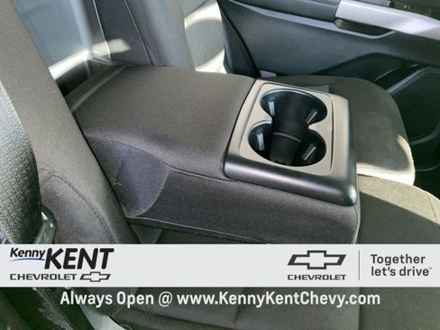 Used 2022 Ford Explorer XLT w/ Class IV Trailer Tow Package image 15