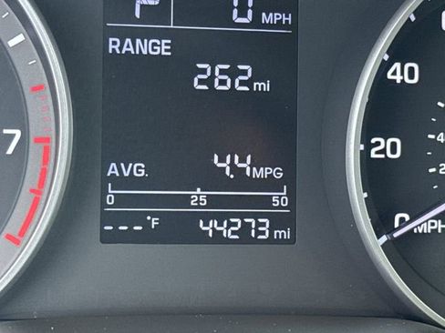 Used 2017 Hyundai Elantra SE FWD image 37