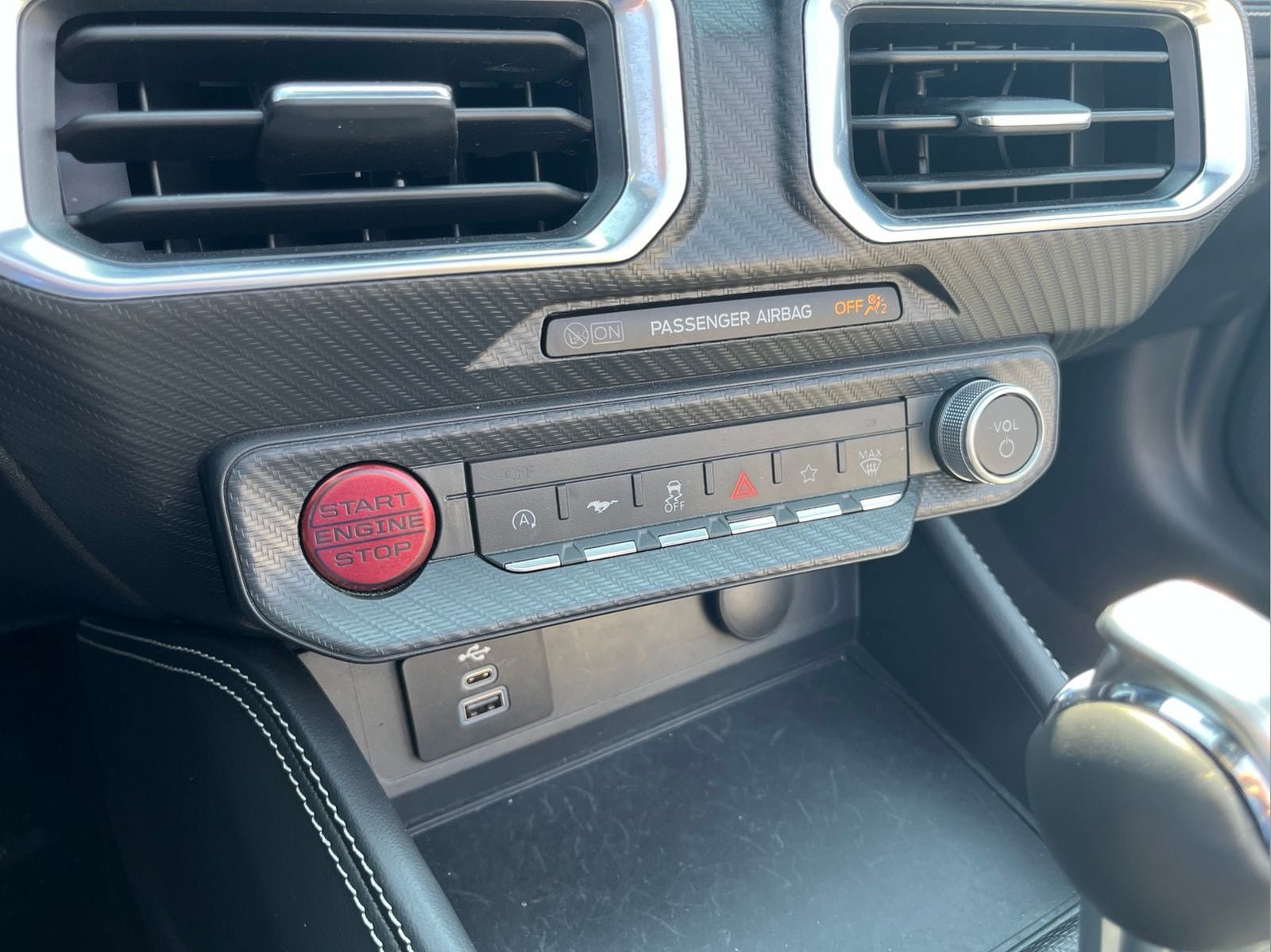 Used 2025 Ford Mustang GT Premium RWD image 19