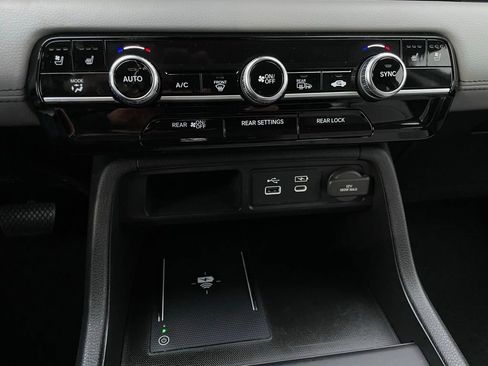 Certified 2023 Honda Pilot Elite image 18