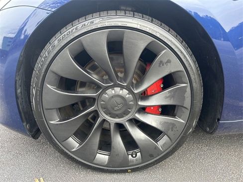 Used 2023 Tesla Model 3 Performance image 23