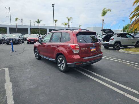 Used 2018 Subaru Forester 2.5i Premium AWD/4WD image 5
