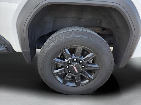 Used 2024 GMC Sierra 2500 AT4 w/ AT4 Premium Plus Package image 24
