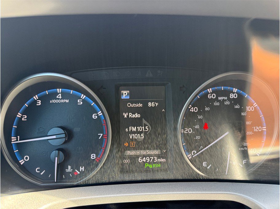 Used 2018 Toyota RAV4 XLE FWD image 22