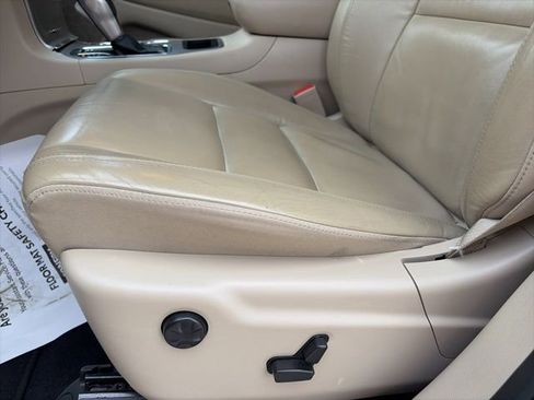 Used 2021 Jeep Grand Cherokee Limited image 10