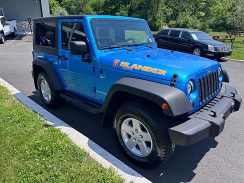 Used 2010 Jeep Wrangler Sport AWD/4WD image 5