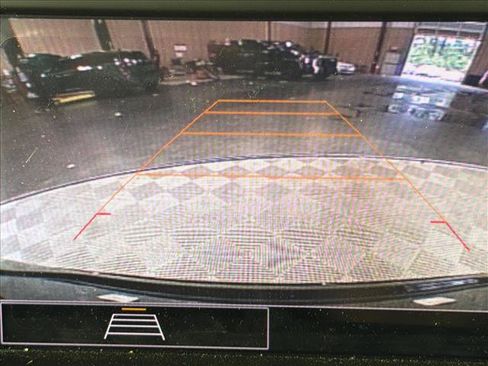 Used 2022 GMC Terrain SLE w/ Driver Convenience Package FWD image 29