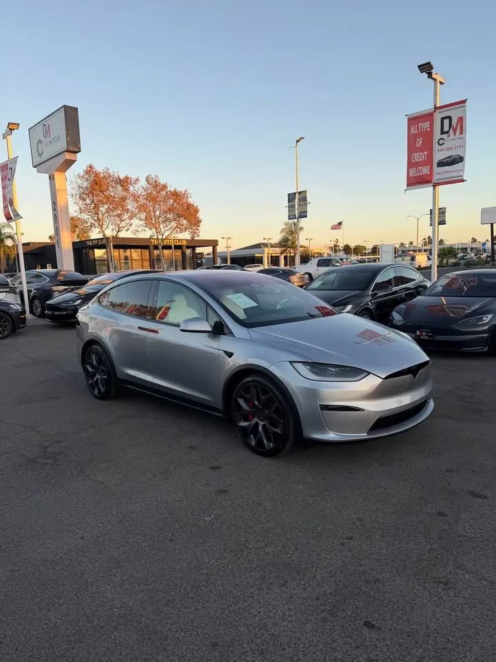 Used 2026 Tesla Model X Plaid AWD/4WD image 2