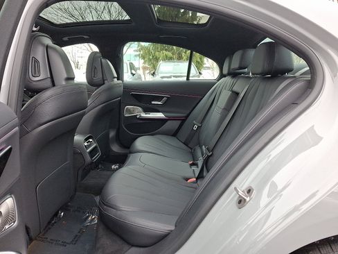New 2026 Mercedes-Benz E 350 4MATIC Sedan image 8
