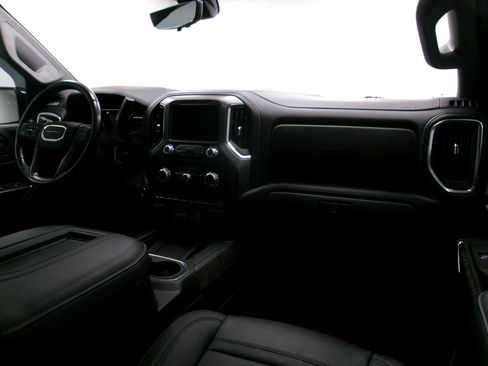 Used 2021 GMC Sierra 1500 Denali w/ Denali Carbonpro Edition AWD/4WD image 3