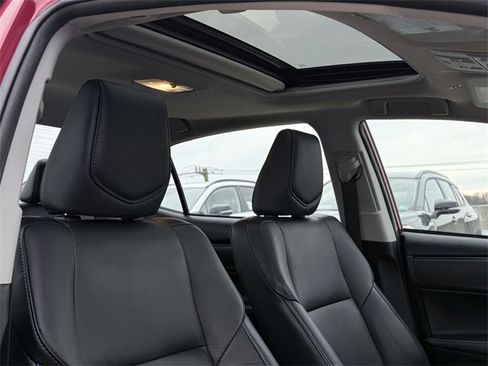 Used 2017 Toyota Corolla XSE image 14